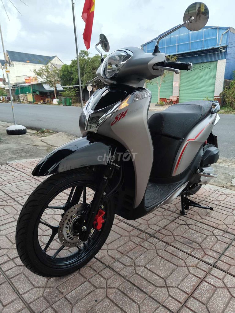 HONDA SH MODEL BẢN ĐẶT BIỆT THẮNG ABS KHÓA GEMOS