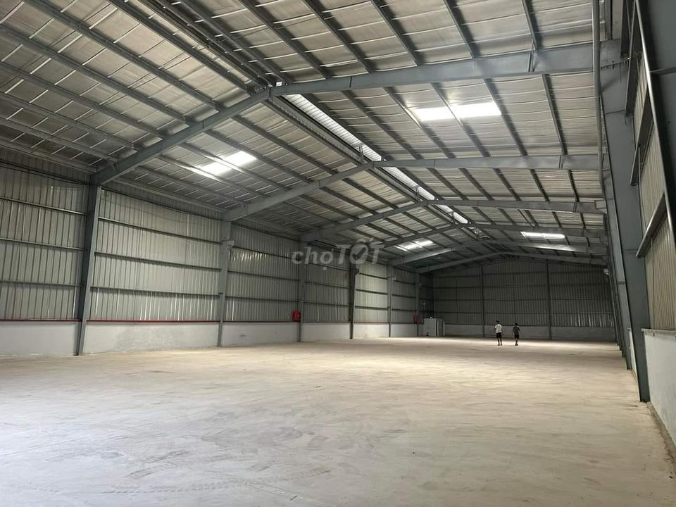 Cho thuê Kho Xưởng 900m2, giá 90tr/th, đường Container 40Ft vào ok