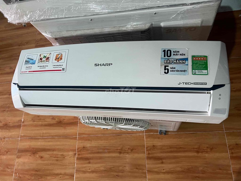 máy lạnh shapr 1hp inverter mới đẹp như hình