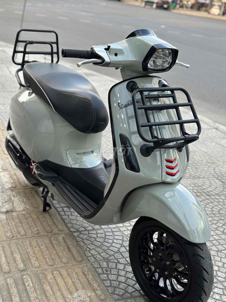 Vespa sprin máy iget phanh abs đèn led biển số 43. Mua bán Xe máy tại Quận Hải Châu Đà Nẵng được đăng bởi gold hình 1