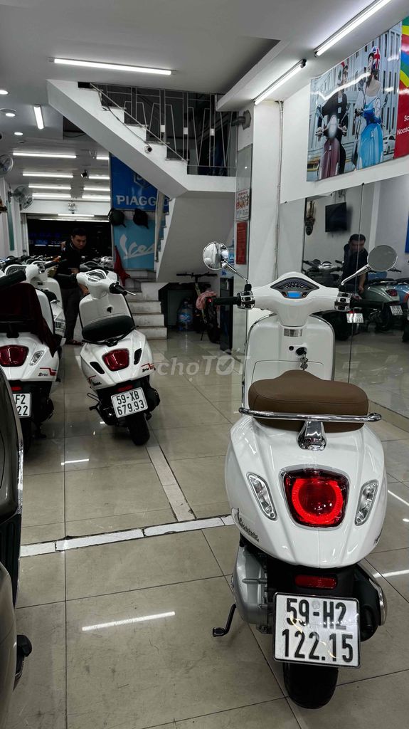 Vespa Một chủ siêu cọp chuẩn odo BH 1 năm. Mua bán Xe máy tại Quận Phú Nhuận Tp Hồ Chí Minh được đăng bởi VESPA  PIAGGIO BẢO HƯNG Vespa cũ trả góp  hình 13