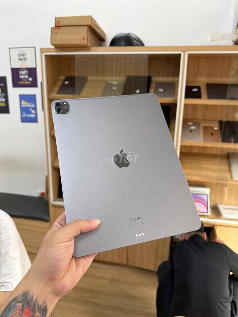 Apple iPad Pro 12.9 2022 M2 128GB Xám. Mua bán Máy tính bảng tại Quận Đống Đa Hà Nội được đăng bởi KT Hà Nội Mobile hình 1