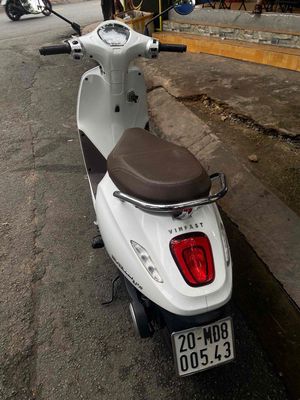 Xe máy điện VinFast Evo200 Lite Trắng