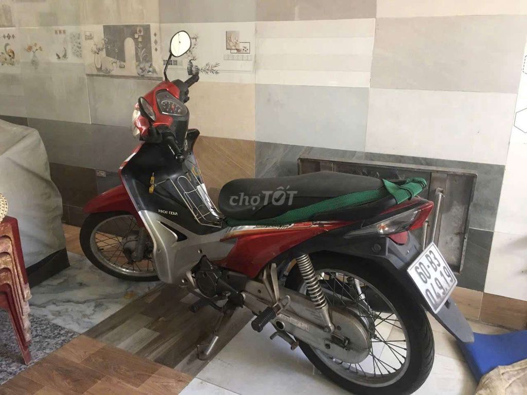 Xe Wave RSX 2011 màu Đỏ Đen. Mua bán Xe máy tại Quận Gò Vấp Tp Hồ Chí Minh được đăng bởi Oánh hình 1