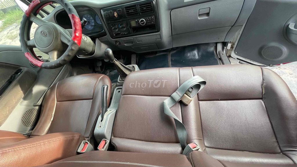 KIA 1.25 TẤN SX2015 THÙNG KÍN DÀI 3.2M. Mua bán Xe tải, xe ben tại Thành phố Biên Hòa Đồng Nai được đăng bởi nguyenmanhvinh hình 4