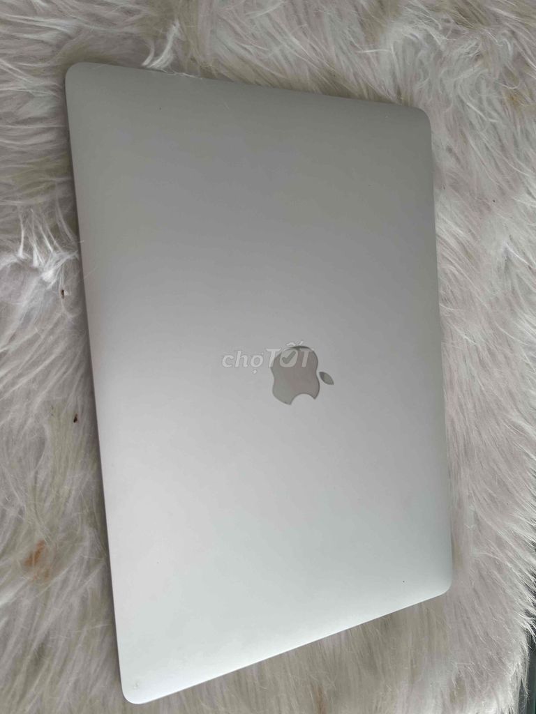 MacBook Pro 13.3 inch 16GB/128GB. Mua bán Laptop tại Quận Ninh Kiều Cần Thơ được đăng bởi CẦM ĐỒ LT hình 1