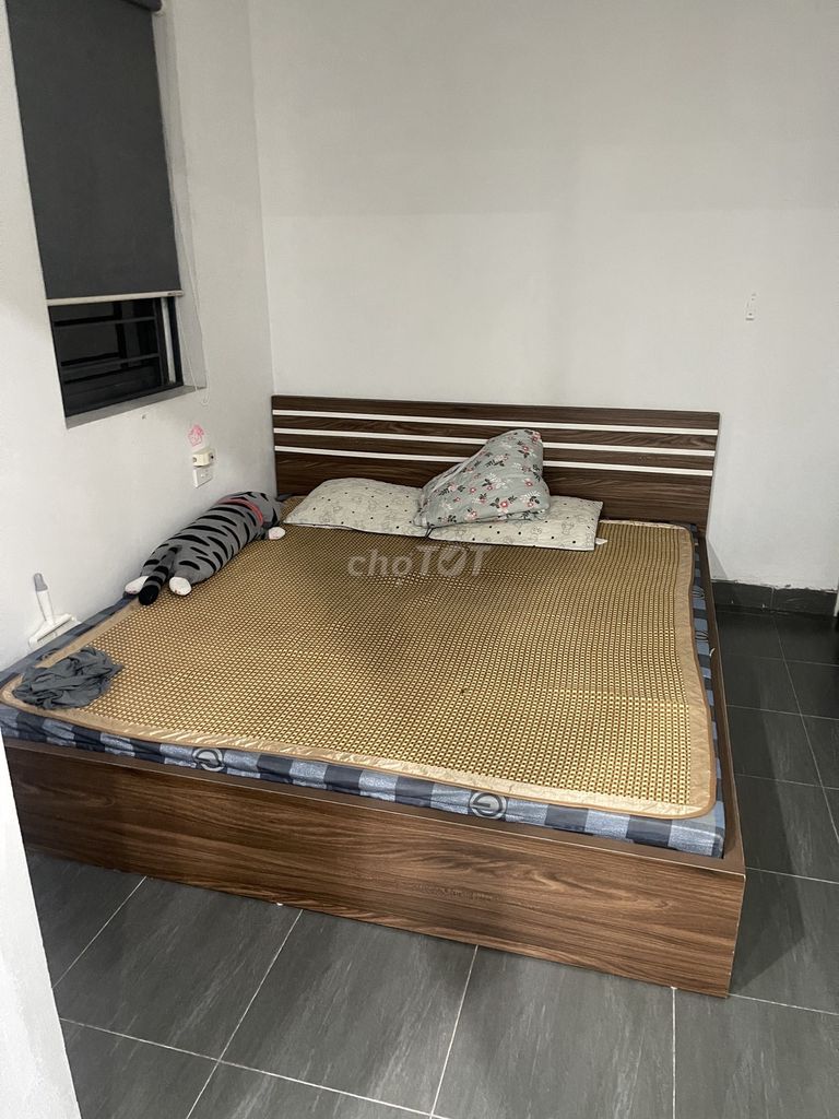 Giường ngủ gỗ công nghiệp 1m8x2m Nâu. Mua bán Giường, chăn ga gối nệm tại Quận Thanh Xuân Hà Nội được đăng bởi Tên chưa cung cấp hình 1