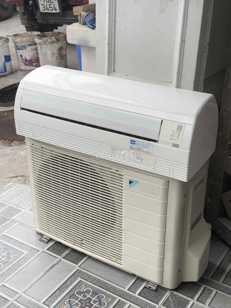 Máy lạnh Daikin 14000 BTU. Mua bán Máy lạnh, điều hoà tại Quận Dương Kinh Hải Phòng được đăng bởi Lưu Ly hình 1