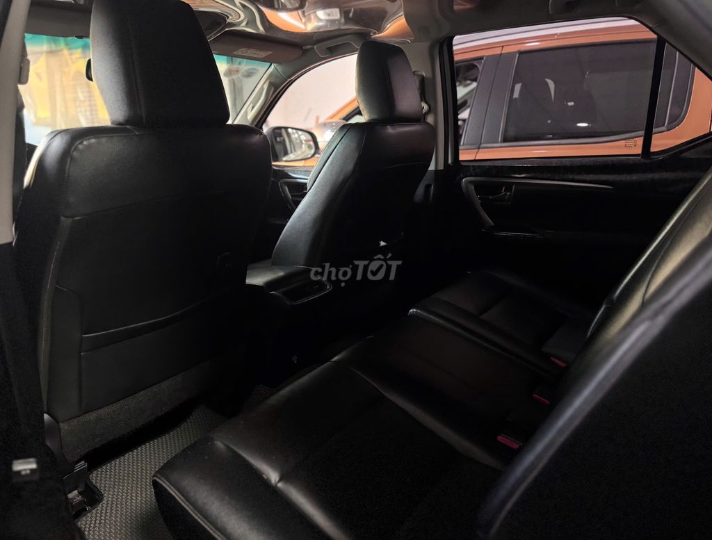 Toyota Fortuner 2022 Trắng AT Dầu. Mua bán Ô tô tại Huyện Hóc Môn Tp Hồ Chí Minh được đăng bởi Nguyễn Thưởngka hình 9