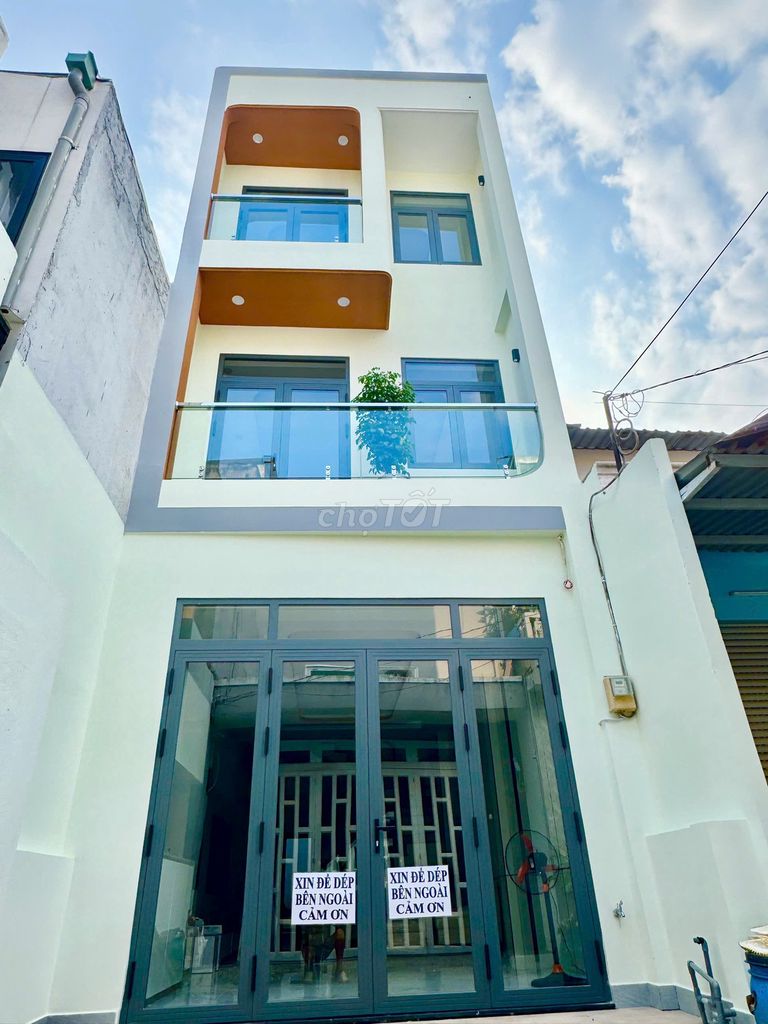 Nhà mới 100% dt70m2 2 lầu 4pn full nội thất HXH Hương Lộ 3 Q. Bình Tân