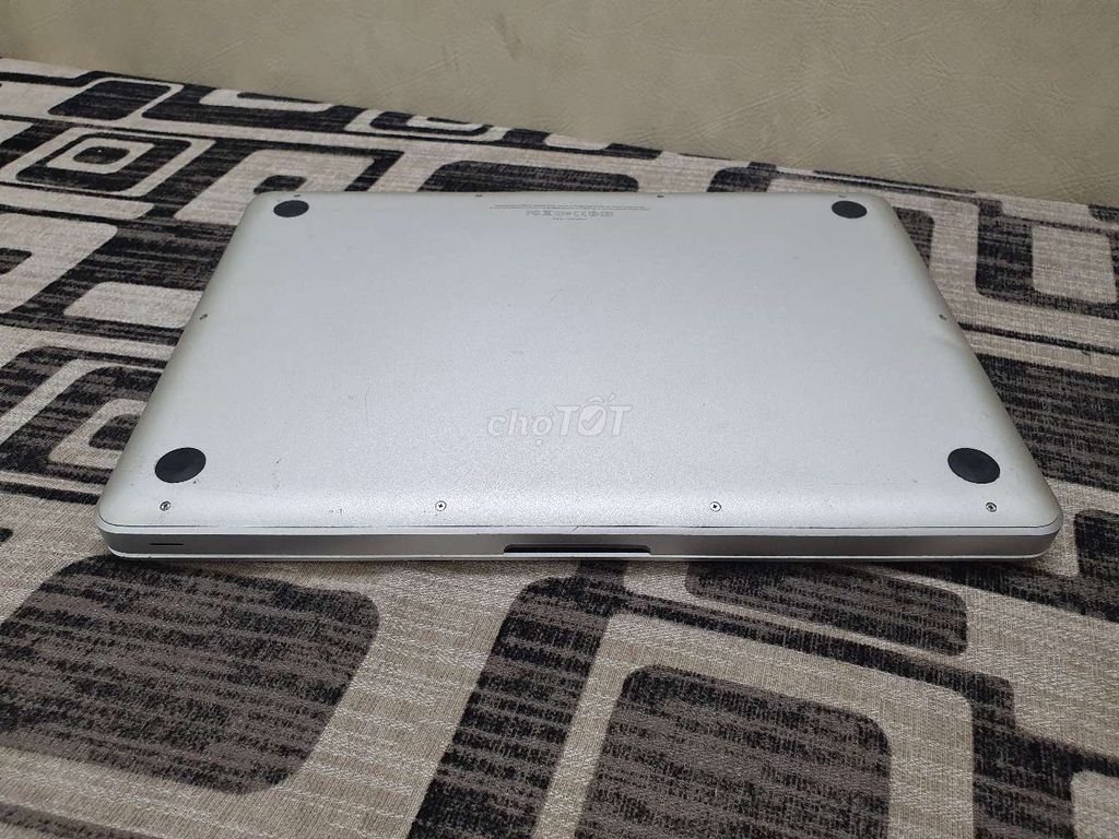Macbook pro 2011 13 inch MD343 i5 2.4g 4g 500g
