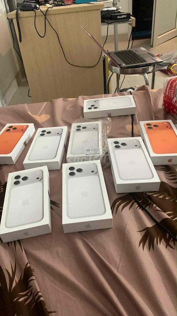 Apple iPhone 17 Pro Max 512GB Việt Nam New Seal. Mua bán Điện thoại tại Quận Sơn Trà Đà Nẵng được đăng bởi hiếu hình 1