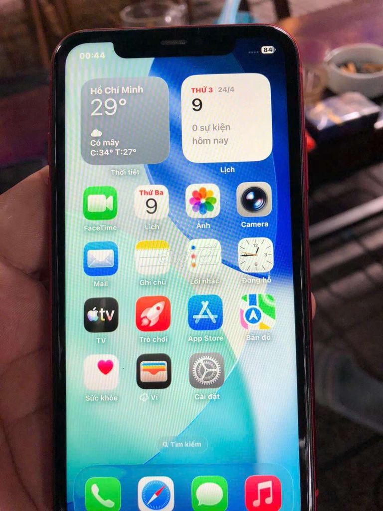 Apple iPhone 11 128GB Đỏ. Mua bán Điện thoại tại Quận Gò Vấp Tp Hồ Chí Minh được đăng bởi Pham Van Hung hình 1
