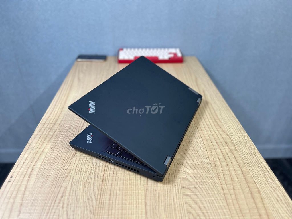 Thinkpad P15 gen 2.