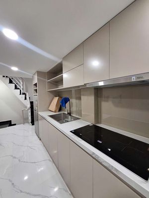 ❤️❤️ chủ gởi bán căn nhà mới xây full nội thất cao cấp mới 100% hẻm đg