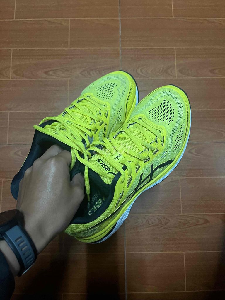 Giày thể thao Asics Nam Vàng neon size 42. Mua bán Giày dép tại Thành phố Đà Lạt Lâm Đồng được đăng bởi Thành hình 1