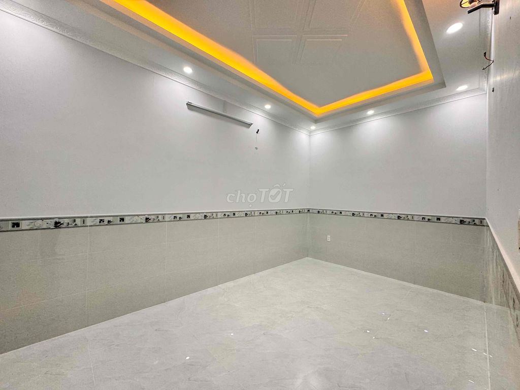 Nhà Cấp 4 Quận 7 4,5x20m 92m2 Đất. Giá 4,3 Tỷ TL