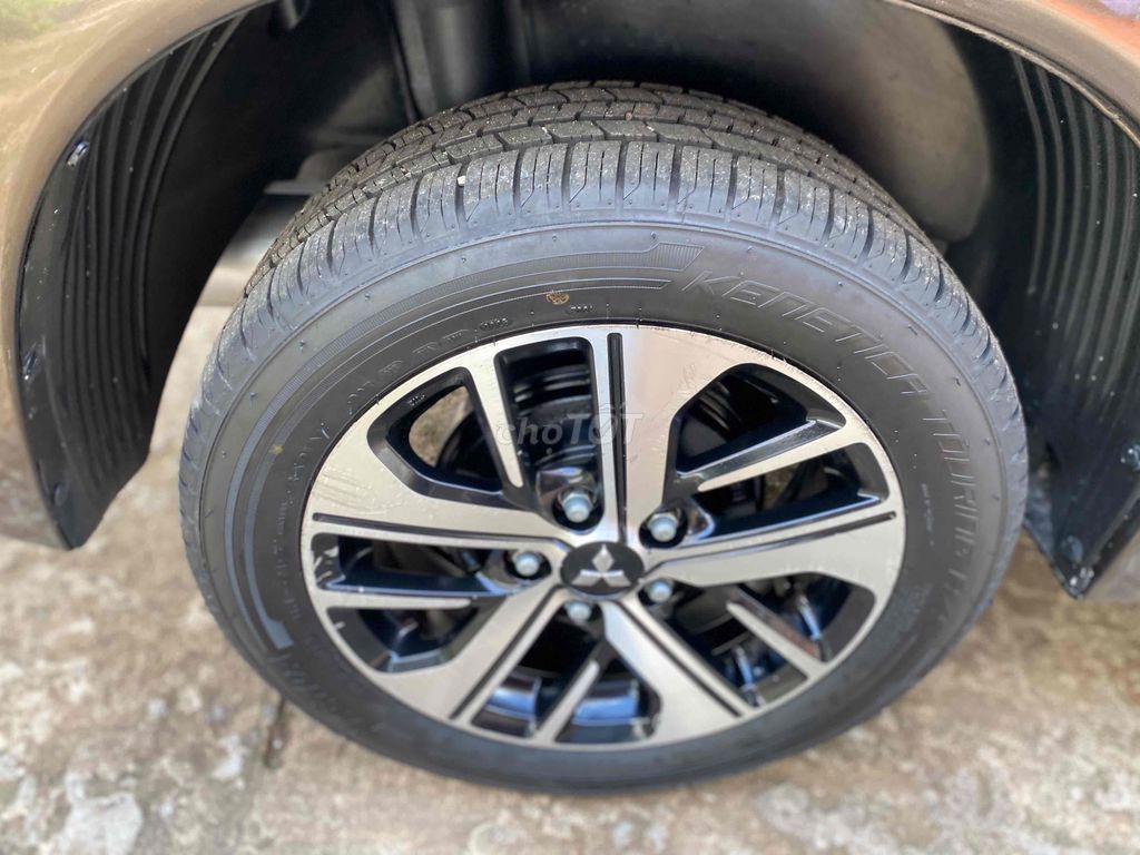 Mitsubishi Xpander 2019 1.5 MT - 1 chủ. Mua bán Ô tô tại Thành phố Long Khánh Đồng Nai được đăng bởi Mr hiếu hình 7