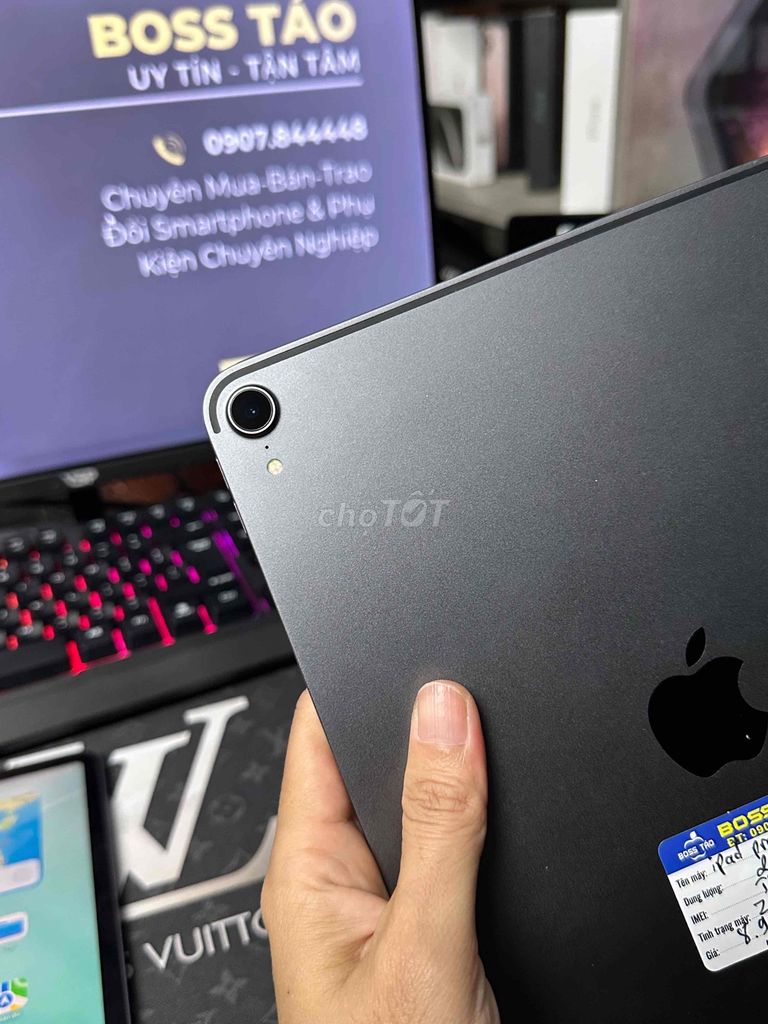 ✅iPad Pro 2018 256GB zin all, 🔋92% đẹp keng. Mua bán Máy tính bảng tại Thị xã Bến Cát Bình Dương được đăng bởi Boss Táo hình 1