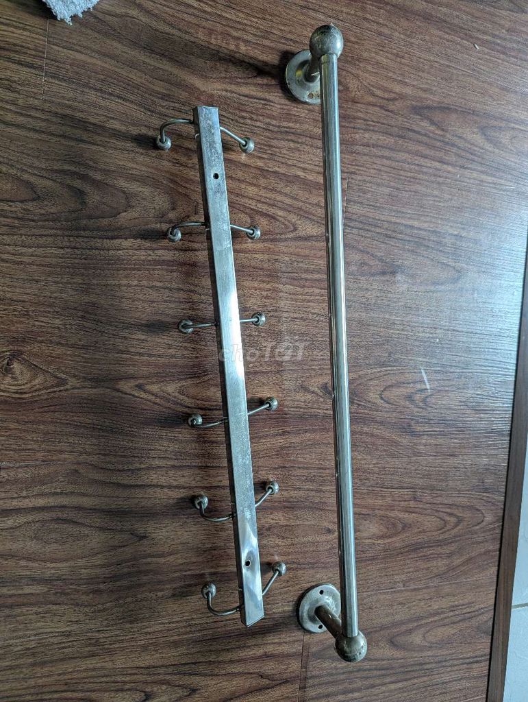2 móc treo quần áo gắn tường inox vắt khăn nhà tắm. Mua bán Nội thất, đồ gia dụng khác tại Quận 12 Tp Hồ Chí Minh được đăng bởi lucas D hình 1