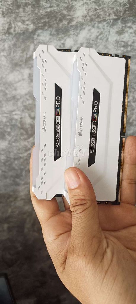 RAM Corsair Vengeance RGB Pro 16GB. Mua bán Linh kiện (RAM, Card...) tại Thành phố Thuận An Bình Dương được đăng bởi Hoang nguyên hình 1