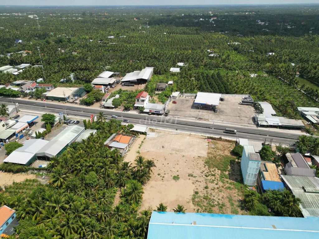 Đất mặt tiền ngay Quốc Lộ 1A