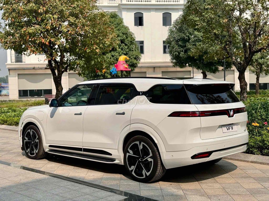 VF9 HỖ TRỢ VAY 90% BAO HS KHÓ-CÁ NHÂN-DOANH NGHIÊP. Mua bán Ô tô tại Quận Bình Thạnh Tp Hồ Chí Minh được đăng bởi KỲ hình 3