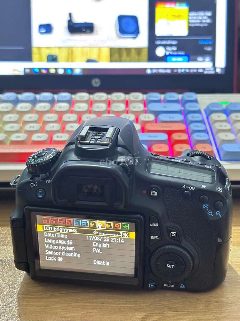 Máy ảnh Canon EOS 60D . Mua bán Máy ảnh, Máy quay tại Huyện Châu Thành An Giang được đăng bởi Vạn hình 1