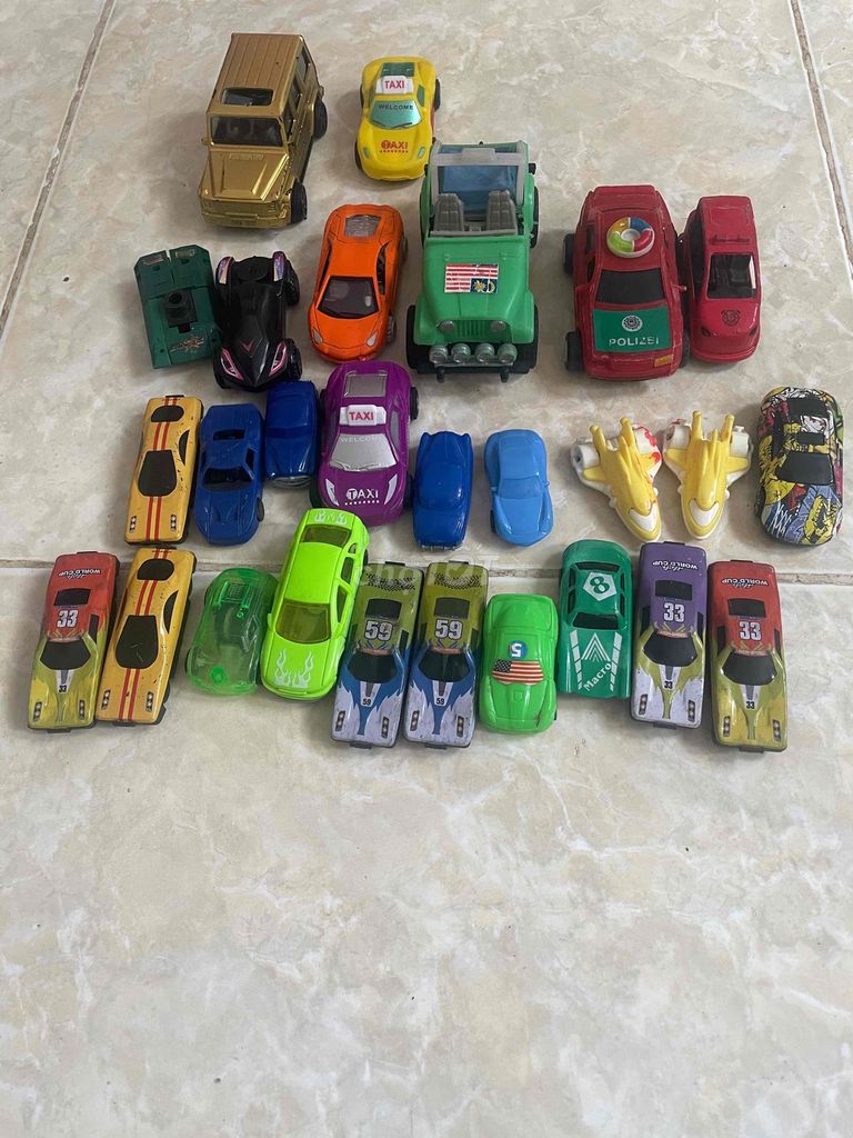 xe đồ chơi 27 chiếc
