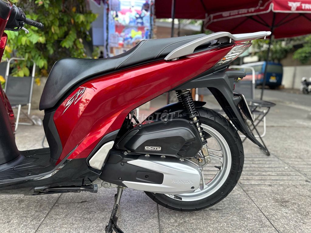 Honda SH 125i ABS 2019 Đỏ 11000 km. Mua bán Xe máy tại Quận Tân Phú Tp Hồ Chí Minh được đăng bởi VÕ MINH HẬU hình 6