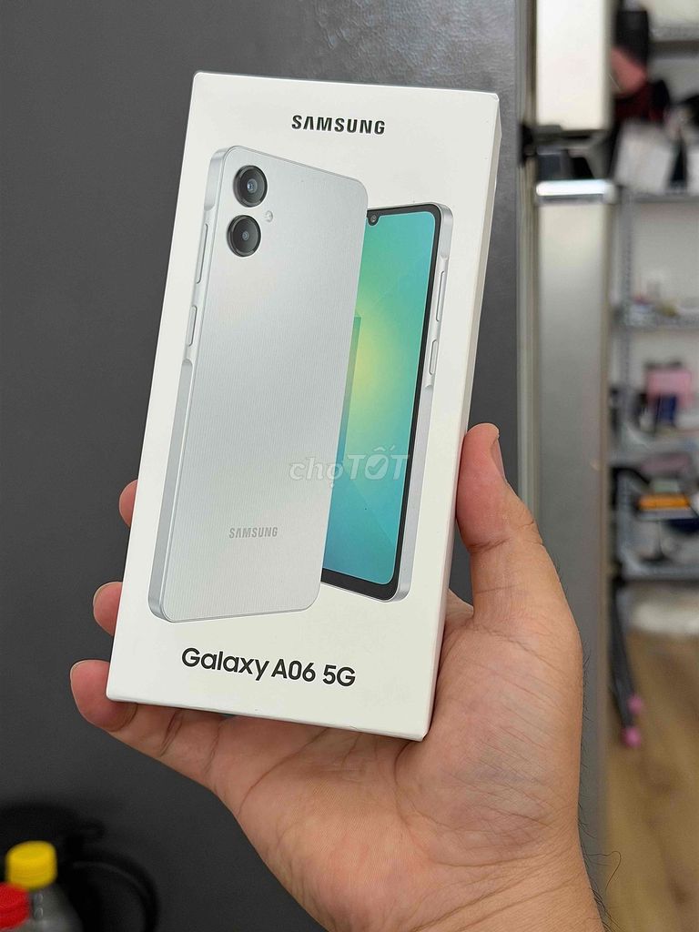 Samsung Galaxy A06 5G 64GB Mới 100% BH 5/2027. Mua bán Điện thoại tại Quận Ninh Kiều Cần Thơ được đăng bởi Cầm Đồ Tấn Lợi hình 1