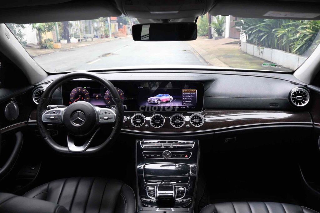 Mercedes Benz E250 AMG model 2018 lên E63. Mua bán Ô tô tại Quận 8 Tp Hồ Chí Minh được đăng bởi Khoa nguyễn hình 12