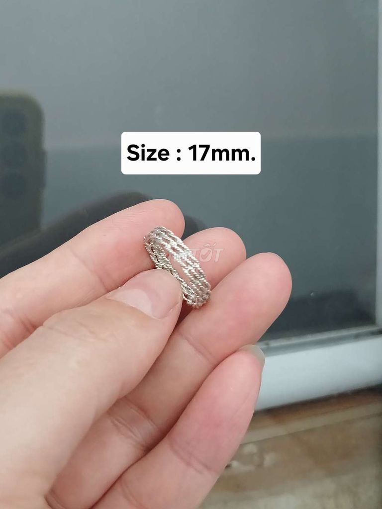 Nhẫn bạc nữ được làm thủ công. Mua bán Phụ kiện thời trang khác tại Quận 3 Tp Hồ Chí Minh được đăng bởi Nguyễn nữ thuý linh hình 1