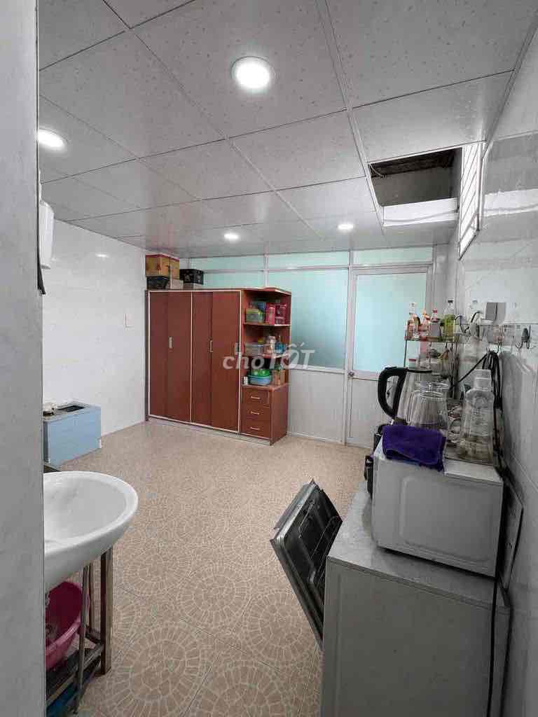Дом, 2 этажа, переулок 80 Hoang Ngan