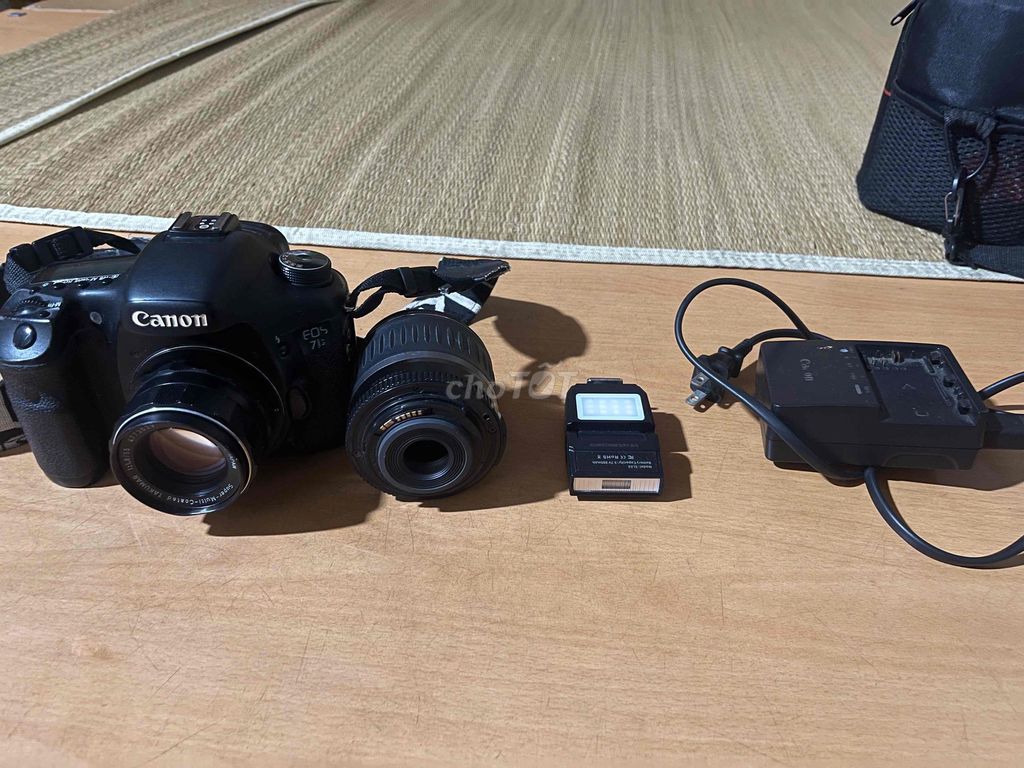 Máy ảnh Canon 7D DSLR Đen. Mua bán Máy ảnh, Máy quay tại Quận Long Biên Hà Nội được đăng bởi vũ nguyễn hình 1