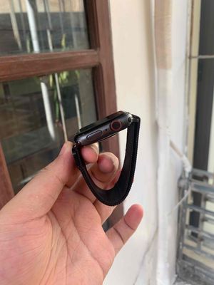 Apple watch Series 4 44mm Nhôm Đen Esjm. Mua bán Thiết bị đeo thông minh tại Quận Hoàng Mai Hà Nội được đăng bởi Hip Watch HN Thanh lý