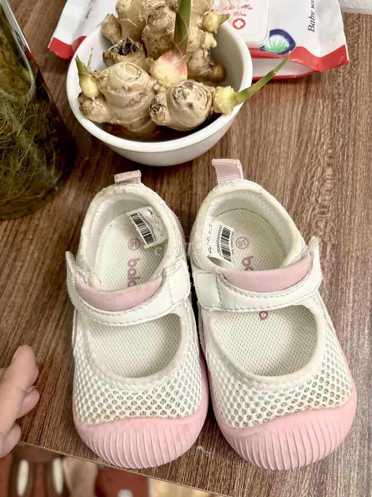 Giày Balabala Nữ Hồng 19cm cho bé. Mua bán Mẹ và bé tại Quận Thanh Xuân Hà Nội được đăng bởi Trần Anh Đức hình 1