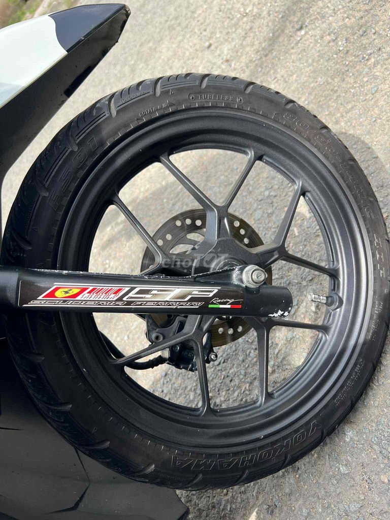 Cần bán vario 125 cuối đời 218. Mua bán Xe máy tại Thành phố Vĩnh Long Vĩnh Long được đăng bởi Thuan hình 8