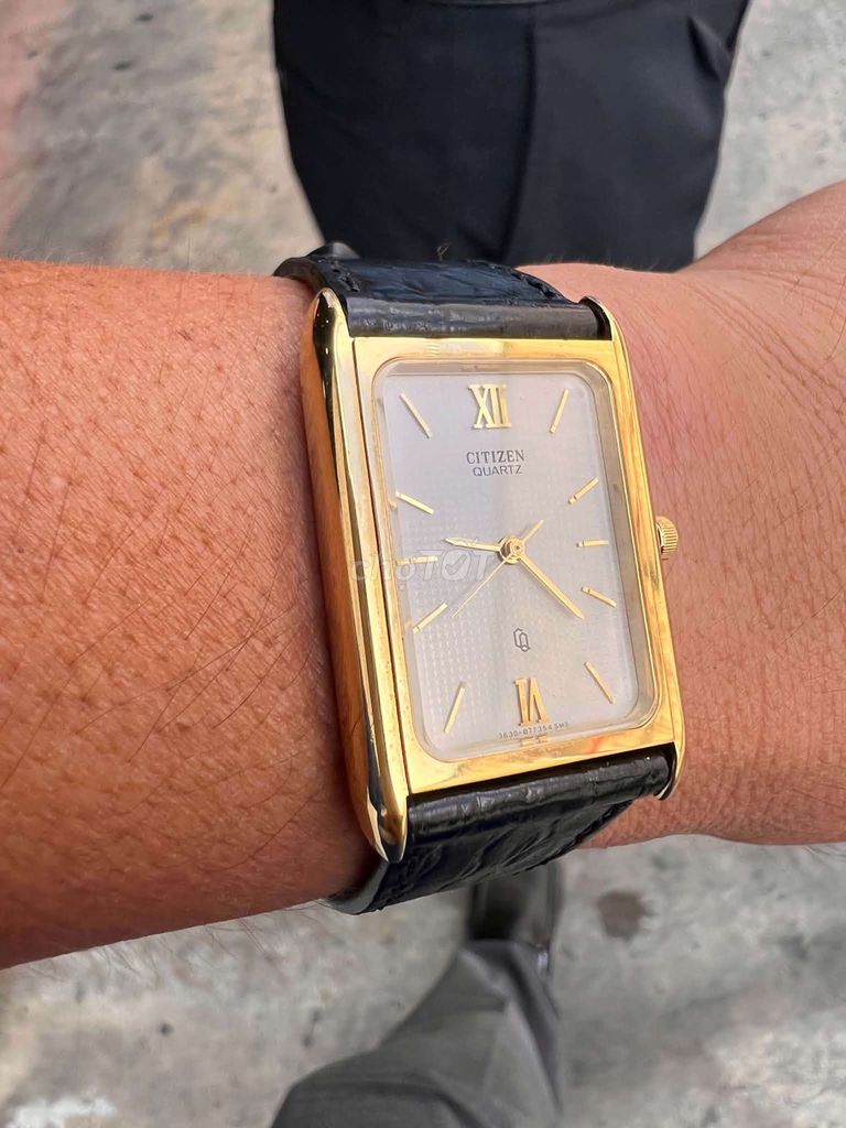 Đồng hồ Citizen Unisex Dây da Vàng đen. Mua bán Đồng hồ tại Huyện Trảng Bom Đồng Nai được đăng bởi Vân Anh hình 1