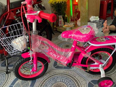 pass xe 12 inch bé gái màu hồng. Mua bán Xe đạp tại Huyện Nhà Bè Tp Hồ Chí Minh được đăng bởi Nguyễn Thị Ngọc Nhi