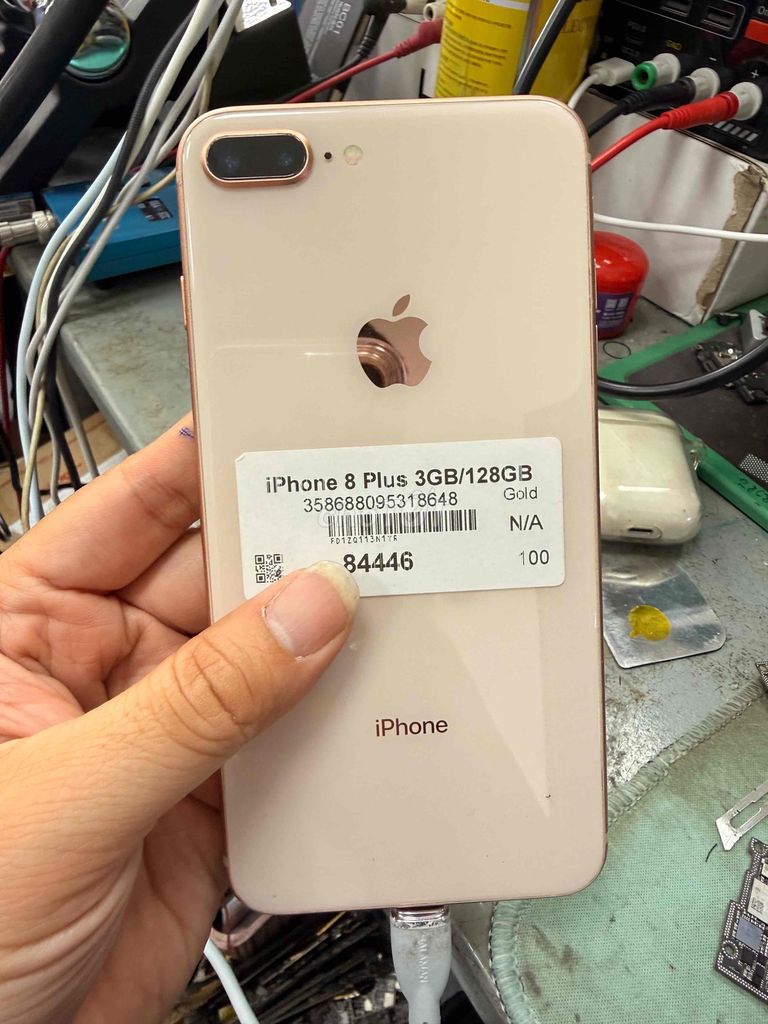 Apple iPhone 8 Plus 128GB Vàng. Mua bán Điện thoại tại Thành phố Thuận An Bình Dương được đăng bởi Huy mua bán sửa chữa iphone ipad hình 1