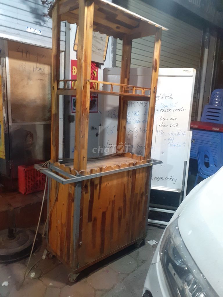 Xe đẩy bán hàng Gỗ Sắt Nâu. Mua bán Đồ chuyên dụng, Giống nuôi trồng tại Quận Tây Hồ Hà Nội được đăng bởi Cuong hình 1