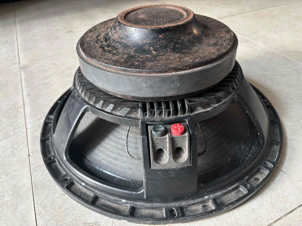 Loa siêu trầm RCF LF15G401 Đen. Mua bán Tivi, Âm thanh tại Quận Ngũ Hành Sơn Đà Nẵng được đăng bởi Trà thanh Trí hình 1