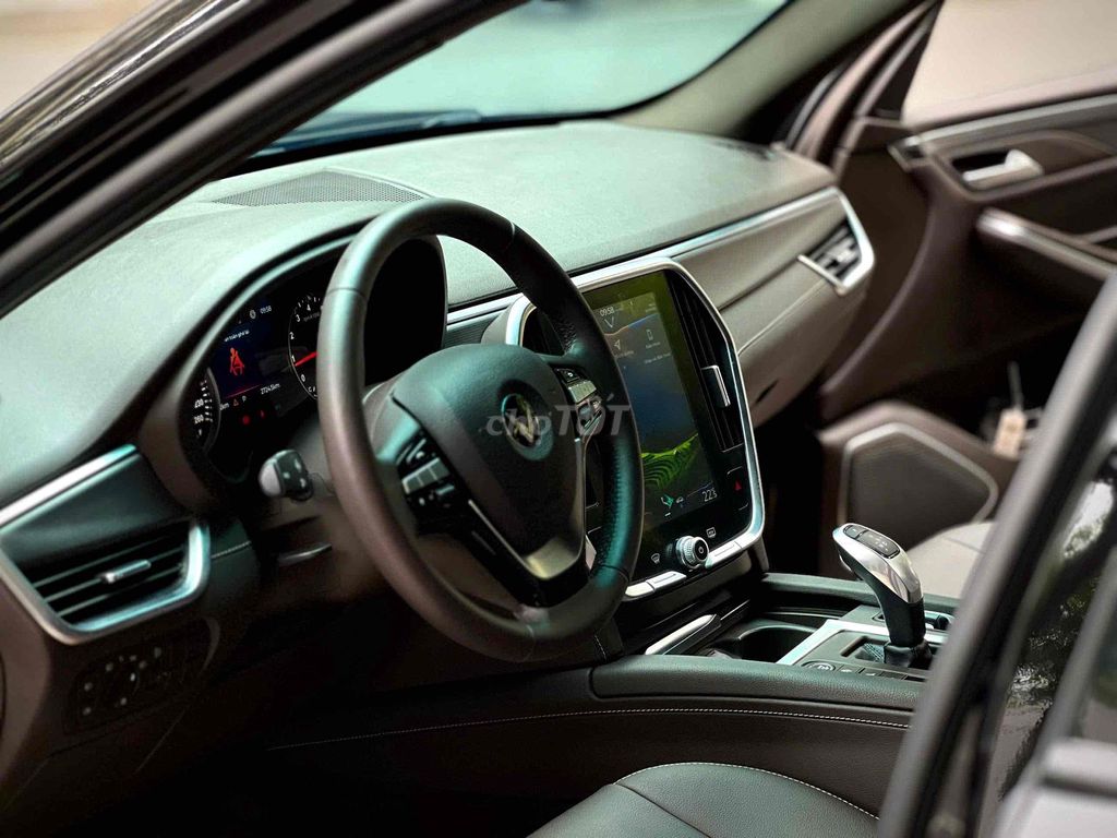 🌸 𝐕𝐈𝐍𝐅𝐀𝐒𝐓 𝐋𝐔𝐗 𝐒𝐀 𝟐.𝟎 𝐓𝐮𝐫𝐛𝐨 𝐌𝐎𝐃𝐄𝐋 𝟐𝟎𝟐𝟎 - Siêu Đẹp. Mua bán Ô tô tại Thành phố Thủ Đức Tp Hồ Chí Minh được đăng bởi Tấn Lợi  hình 5