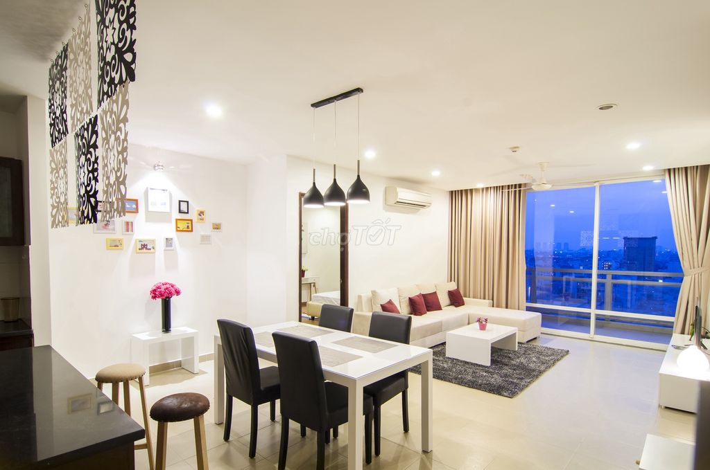 Chủ cần bán căn hộ chung cư Horizon Tower, Q1, căn góc 136m2, 3PN, 