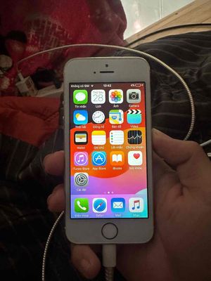 iPhone 5S lock( dùng sim ghép) icloud sạch còn vân. Mua bán Điện thoại tại Quận Bình Tân Tp Hồ Chí Minh được đăng bởi Chí Thiện