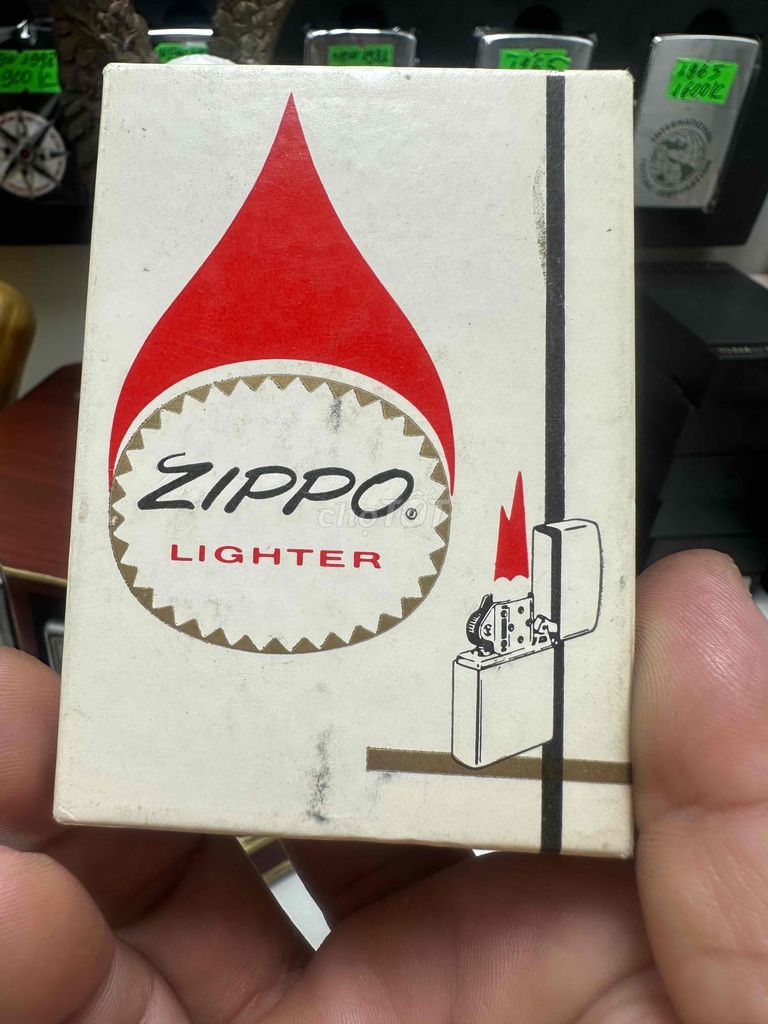 Zippo Newbox 1967 Bông Khối