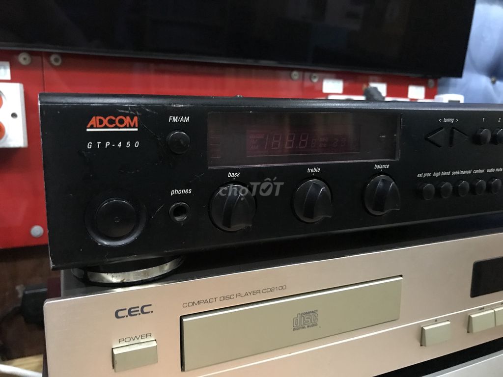 Pre Mỹ Adcom GTP 450 . Bass Treble balance 110V