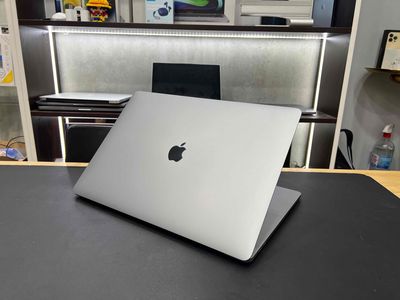 Macbook Pro 15 inch 2018 core i7 vga rời 4GB