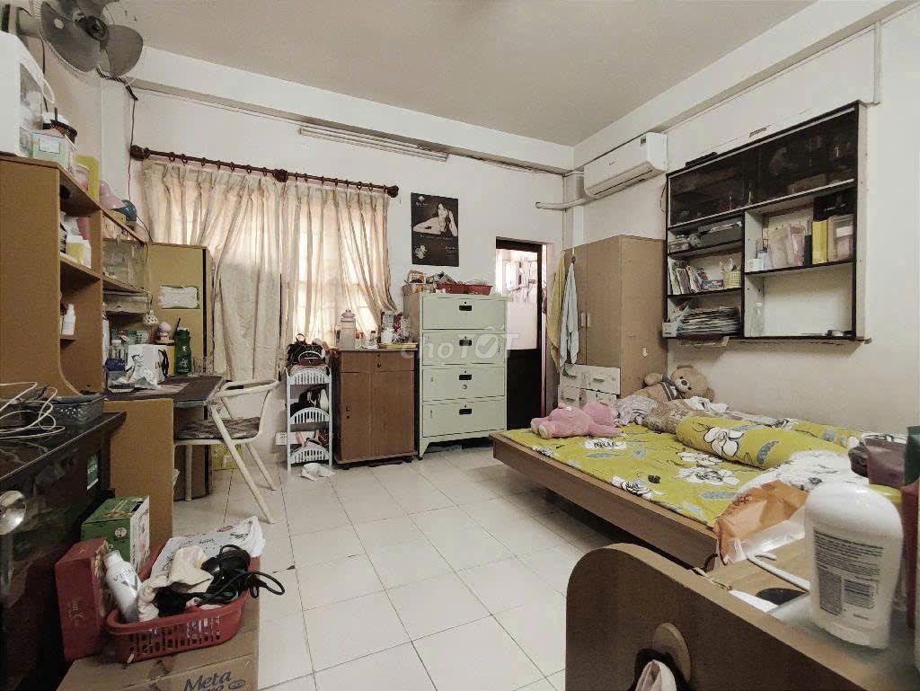 NHÀ PHONG THUỶ TỐT- 654 Lạc Long Quân- 66m2 -7,21 tỷ- xe 7 chỗ ngủ nhà. Mua bán nhà ở tại Quận Tân Bình Tp Hồ Chí Minh được đăng bởi San Phạm Văn hình 5